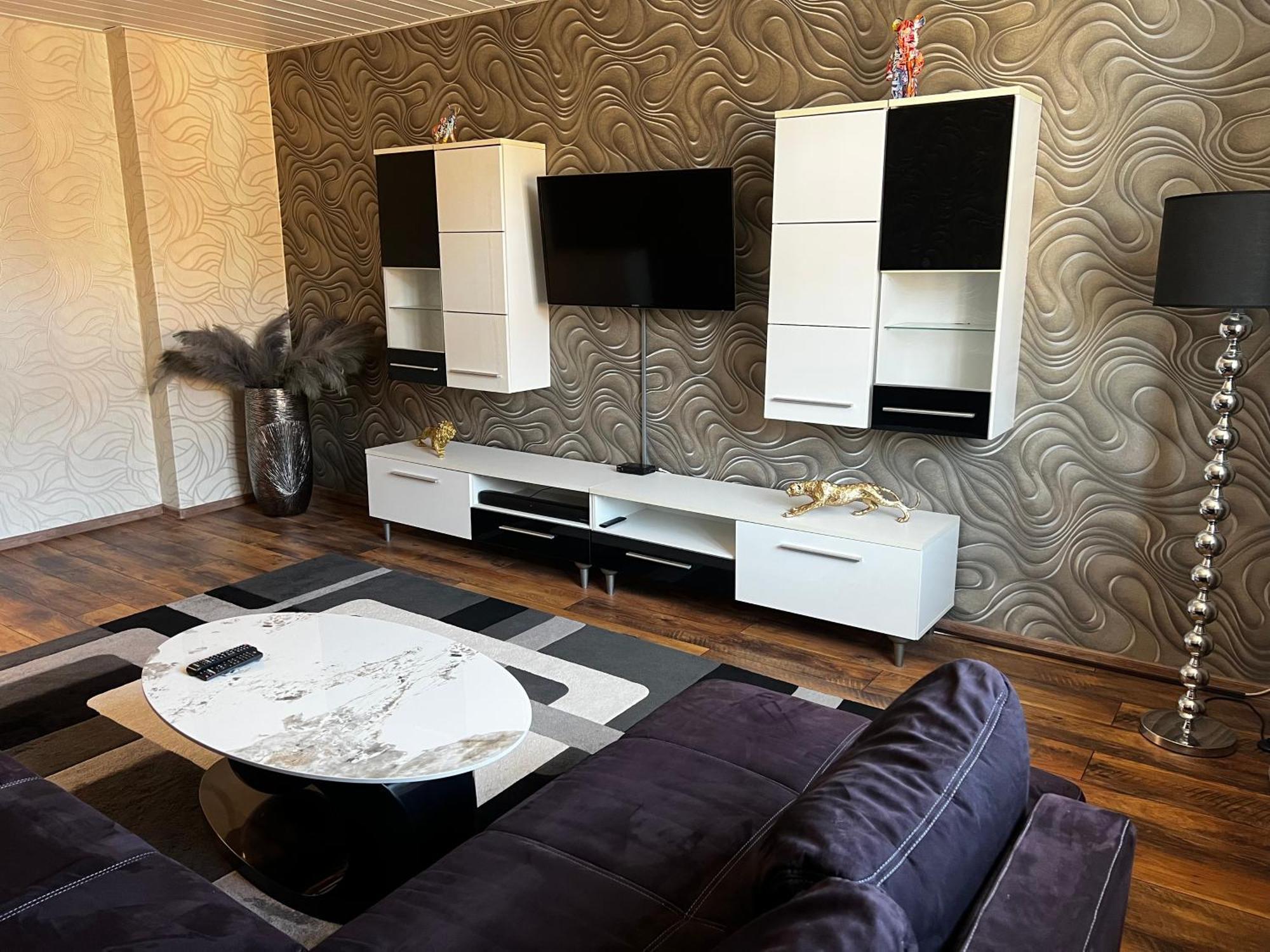Schoenes City-Apartment Im Zentrum Mit Balkon Hof  Εξωτερικό φωτογραφία