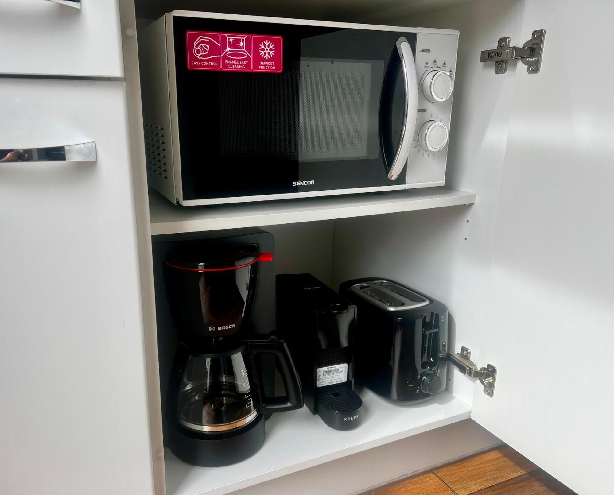 Schoenes City-Apartment Im Zentrum Mit Balkon Hof  Εξωτερικό φωτογραφία